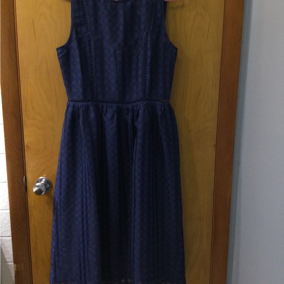 I had this dress in my closet. It’s time to part with this beauty. - Picture 2 of 6